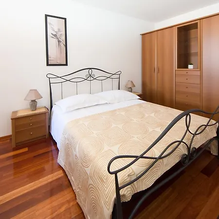 Old Town View Two Bedroom Asti Mande 2