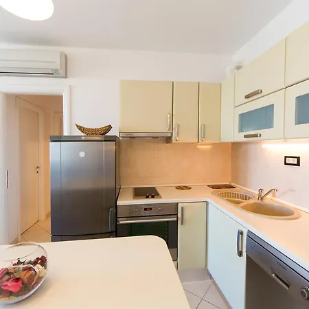 Old Town View Two Bedroom Asti Mande 2 Σπλιτ