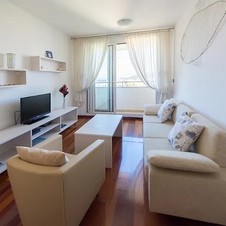 Old Town View Two Bedroom Asti Mande 2