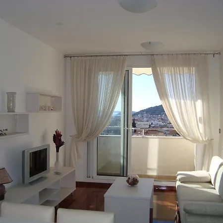 Old Town View Two Bedroom Asti Mande 2