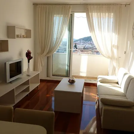 Old Town View Two Bedroom Asti Mande 2 *