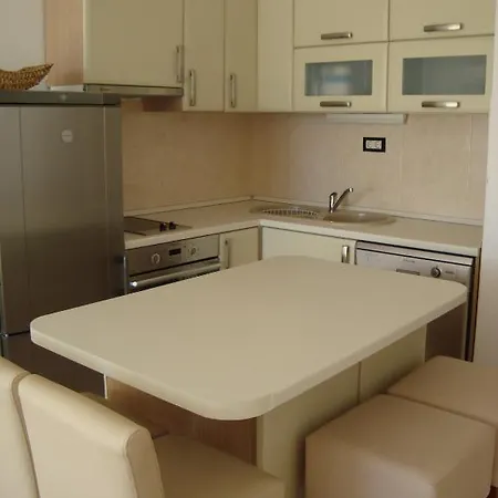 Old Town View Two Bedroom Asti Mande 2 Διαμέρισμα *